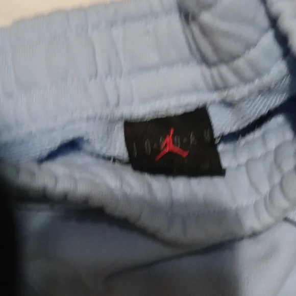 Air Jordan (Madison Chateau Rouge)Light Blue‎ and White Tracksuit. Sz.Sm - Picture 9 of 12